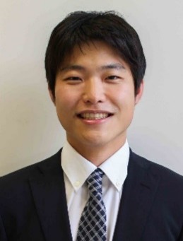 教授 濱中泰